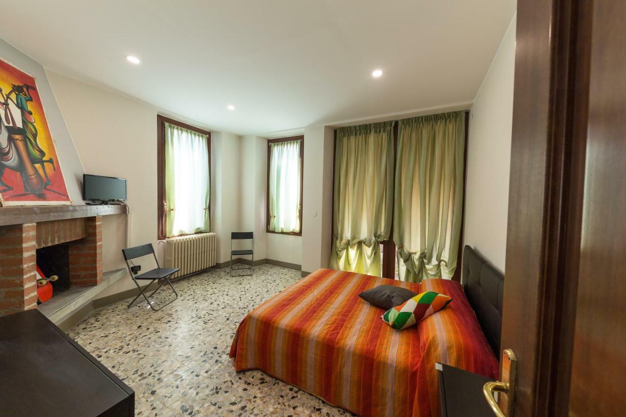 Wake Surf House Bed & Breakfast Sulzano Ngoại thất bức ảnh